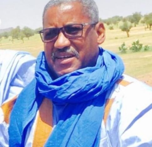 صورة والي لعصابه يعزي في وفاة إشريف ولد محمد محمود