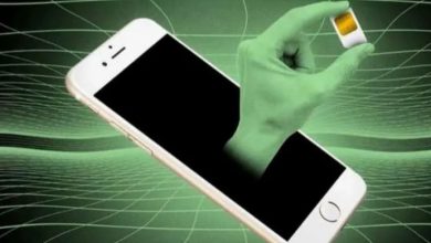 صورة خطوات مهمة بعد سقوط هاتفك في الماء