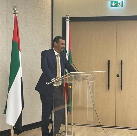 صورة الدكتور الحسين ولد مدو يحاضر في دبي حول المشهد  الاعلامي الموريتاني