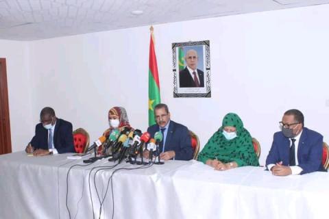 صورة جهود مكثفة لوزير التنمية الحيوانية لتوفير الاعلاف بالكمية الكافية والسعر المناسب