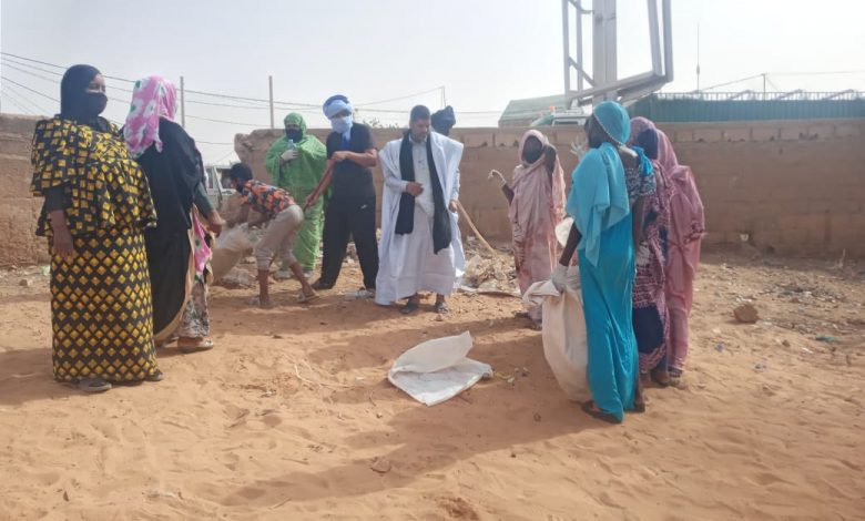 صورة كيفه/ طاقم المدرسة رقم 1 يشرف على انطلاق عملية تنظيف شاملة للمدرسة