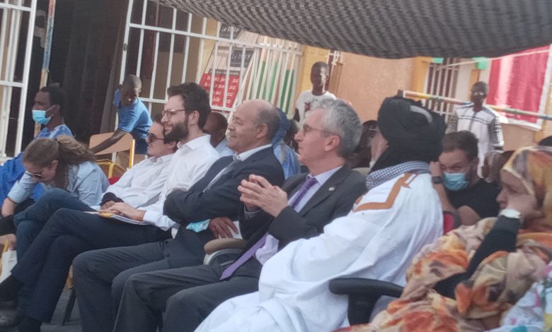 صورة كيفه / السفير الفرنسي في زيارة لمقر التحالف الموريتاني الفرنسي