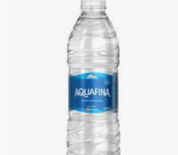 صورة فوائد عديدة لشرب الماء من ضمنها تقليل القلق والاكتئاب