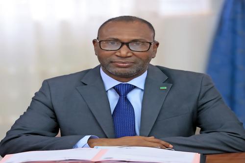 صورة كيفة / وزير الصحة في سفر خارجي بعد انتقادات واسعة  لمغادرته كيفه قبل اكمال محطات الزيارة