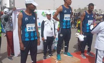 صورة سيطرة تامة لعدائي فريق الدرك الوطني في مسافة 10 كلم (صور)