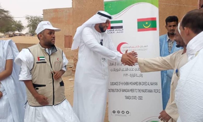 صورة الإمارات توزع مساعدات على 40 قرية في موريتانيا