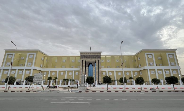 صورة البرلمان يصادق على تعديل ميزانية 2022 والمعارضة ترفض