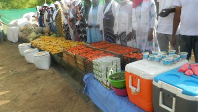 صورة كرو/ منسق prodfi يستقبل وزير الزراعة الذي  يزور شركة المارينگا ومصنع اعلاف الجنوب