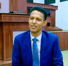 صورة النائب ولد سيدي مولود يجب ارغام شركات التأمين على التعويض لضحايا السير