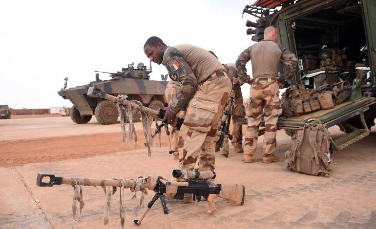 صورة فرنسا تعلن انسحاب آخر جنودها من مالي