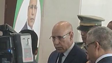 صورة الرئيس غزواني يؤدي زيارة لمندوبية تٱزر