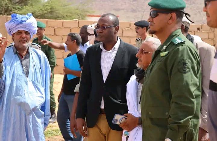 صورة وزير الإسكان: بعد معاينة مدرسة القايرة اطلعنا على أمور تحصل أحيانا في بعض ورش الأشغال