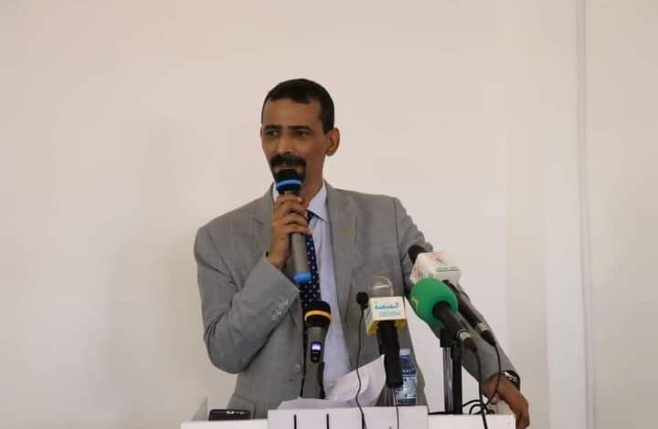 صورة رئيس الهابا يقدم محاضرة حول الإعلام الجهوي