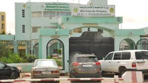 صورة انباء عن قرب تحويلات على مسوى الادارة الاقليمية