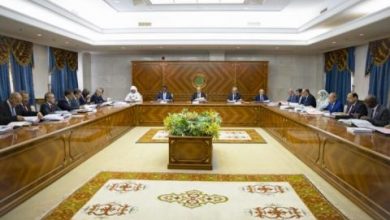 صورة مجلس الوزراء يجتمع بالقصر الرئاسي