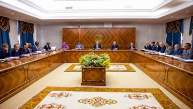 صورة قانون المالية الجديد: زيادة في الرواتب وخفض في الإعانات