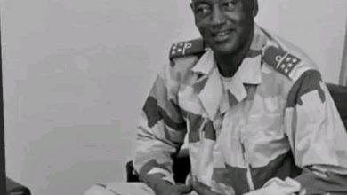 صورة الأركان العامة للجيوش تعزي في رحيل العقيد اتويركي فال شنان