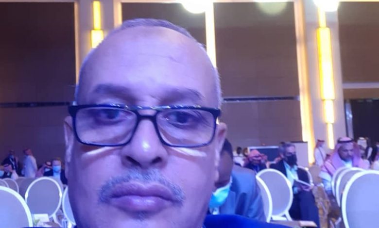 صورة المدير العام لسوق السمك جدية في العمل و قرب من المواطن