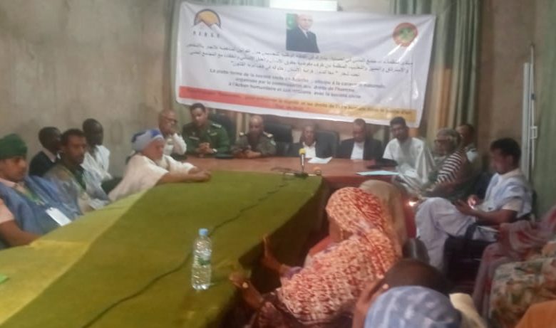 صورة كيفه / الوالي يشرف على انطلاقة قافلة التحسيس بالقوانين  المناهضة للاتجار بالاشخاص والتمييز والاسترقاق  والتعذيب