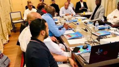 صورة فرنسا / الرئيس السابق يشكل جبهة مناوئة للنظام