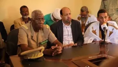 صورة وزير التنمية الحيوانية جاهزون لحفر الابار الرعوية