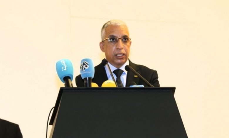 صورة وژير الصحة / انواكشوط يستأثر ب 80% من الاستثمارات الصحية