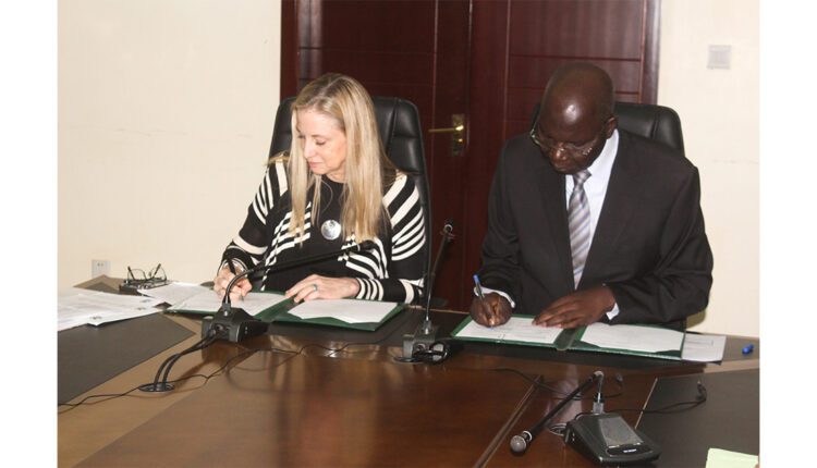 صورة منحة أمريكية لقطاع الزراعة ودعم مسار الانتخابات القادمة