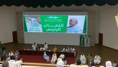صورة ولد سيدي  يعلن انسحابه من سباق رئاسة الحزب