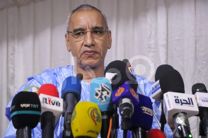 صورة وزير الداخلية / انخفاض كبير في معدل الجريمة بموريتانيا