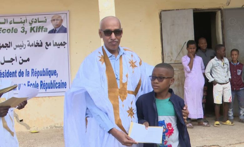 صورة حفل كبير يقيمه نادي ابناء المدرسة رقم 3 برئاسة الاطار محمد محمود ولد سيدي يحيى لتكريم تلاميذ وطاقم المدرسة