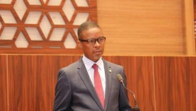 صورة الوزير الأول: نسبة الأجور وصلت 25% من الميزانية