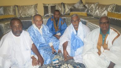 صورة زعيم حلف الاصالة والمستقبل في زيارة لحي القديمة العريق