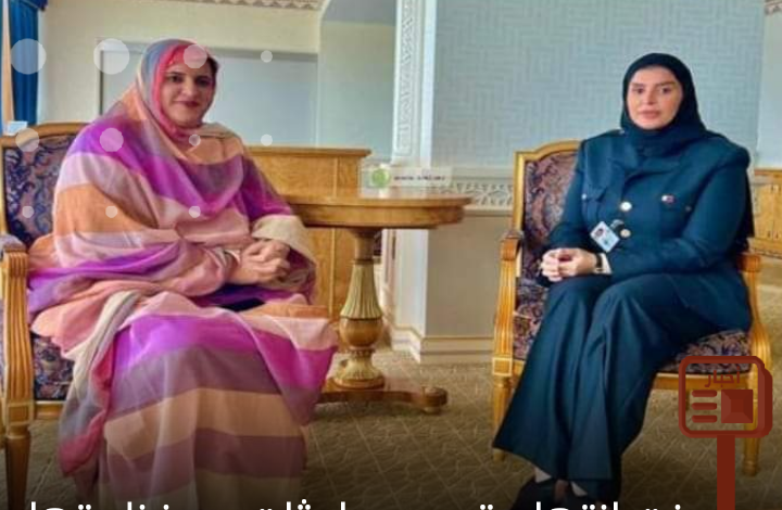 صورة بنت انتهاه تجري مباحثات مع نظيرتها القطرية في الدوحة