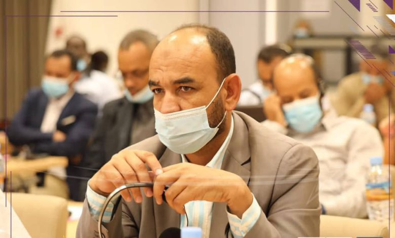 صورة حزب حاتم يرشح الدكتور اب الحسن عمار نائبا عن مدينة لعيون