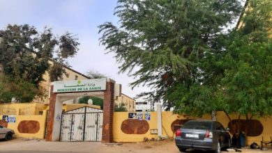 صورة انواكشوط / اغلاق 44 صيدلية بسبب المخالفات