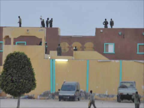 صورة نواكشوط: استنفار أمني كبير في محيط السجن المدني وأنباء عن فرار سجناء
