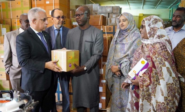 صورة موريتانيا تتسلم معدات طبية للتكفل بالولادة الآمنة