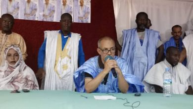 صورة في تظاهرة حاشدة عمدة كيفة يشكر المواطنين ويتعهد  بدعم رئيس الجمهورية