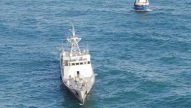 صورة الجيش الموريتاني /  يعطي تفاصيل توقيف السفينة المحملة بالكوكايين