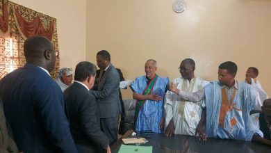 صورة كيفه تنصيب جمال ولد كبود عمدة للمدينة وانتخاب نوابه