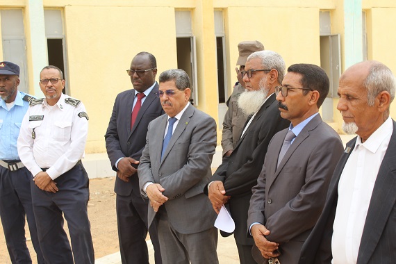 صورة كيفه / الوالي يزور بعض مراكز مسابقة الباكلوريا التي تجري في ظروف جيدة