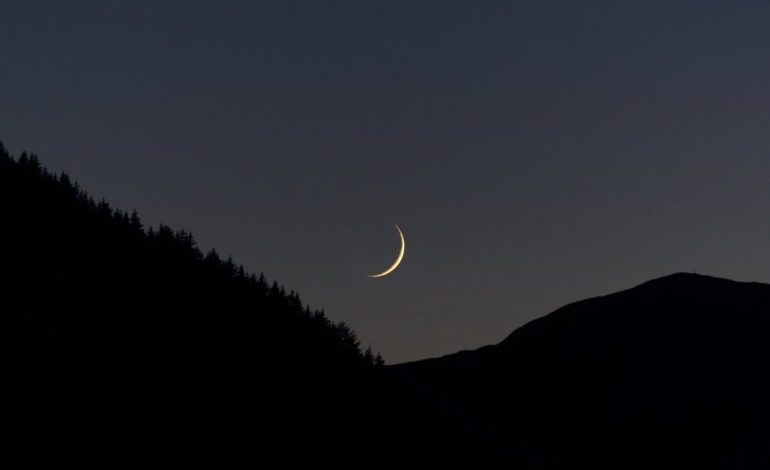 صورة مركز فلكي يحدد الثامن و العشرين من يونيو أول أيام عيد الأضحى