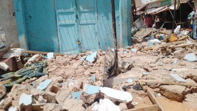 صورة كيفه / سقوط مفاجئ لحانوت في السوق يتسبب في اصابات