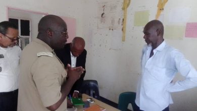 صورة كيفه/ الحاكم يؤدي زيارات مفاجئة لعدة مؤسسات تعليمية