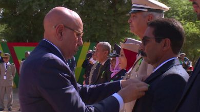 صورة انواكشوط / توشيح مستحق  للمدير الجهوي للتهذيب بولاية لعصابه  السيد أباتنه ولد عروة