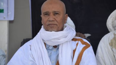 صورة الوجيه حم ولد عبد الله يعدد خصال المرحوم ميشل (تدوينة)
