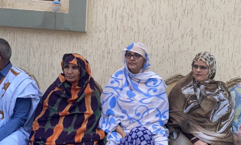صورة مديرة ديوان الوزير الاول تترأس  إجتماعا خاصا  بالشباب لدعم المأمورية الثانية