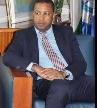 صورة الامين العام لوزارة الزراعة والسيادة الغذائية يصدر مذكرة عمل  تم بموجبها تعيين لجنة لزيادة الانتاج واختيار المترشحين