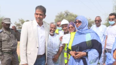 صورة احسي البكاي / بحضور حاكم المقاطعة وعمدة المدينة سفيرة موريتانيا بجنيف عيش فال ميشل تطلق حملة تنظيف لمدخل كيفه الشرقي