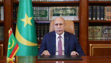 صورة رئيس الجمهورية /  يعلن عن زيادة رواتب المدرسين والمفتشين وأفراد القوات المسحلة